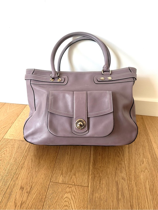 Marc Jacobs Handbags - Marc Jacobs Lavender Leather Top-Handle Tote with Front Pocket